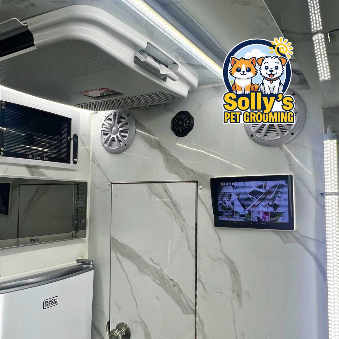 Inside the Grooming Station